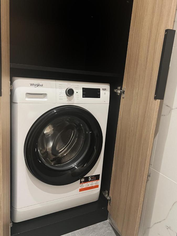 נובי טארג Amsterdam - Nowy Apartament W Centrum Z Prywatnym Zadaszonym Parkingiem מראה חיצוני תמונה